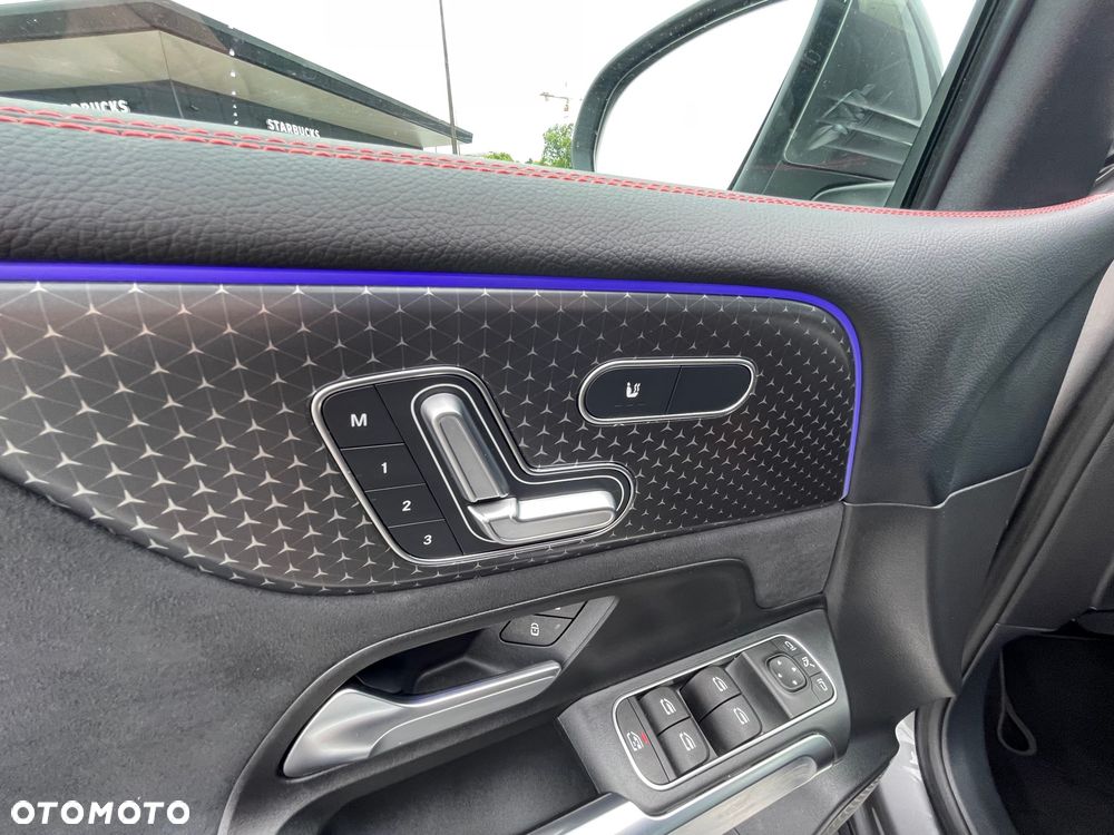 Mercedes-Benz GLB 200 d AMG Line 8G-DCT - 26
