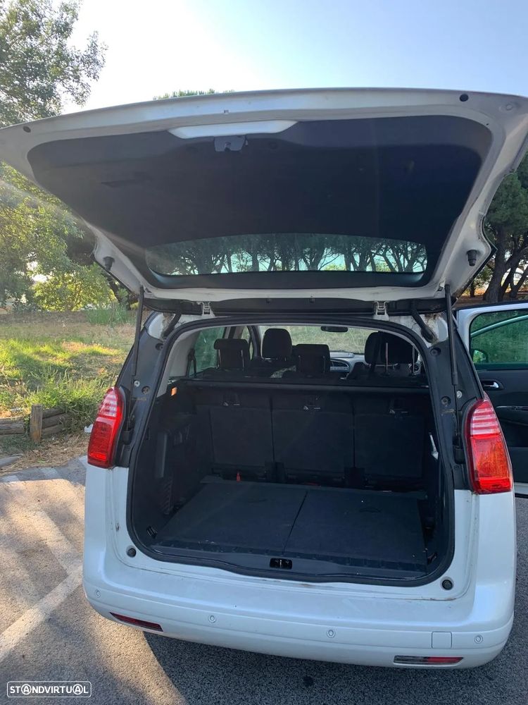 Peugeot 5008 - 6