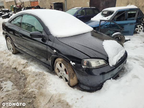 OPEL ASTRA G II BERTONE 1.8 16v Z18XE  skrzynia napęd sanki belka wahacz wahacze zacisk zaciski zwrotnica piasta kopyto