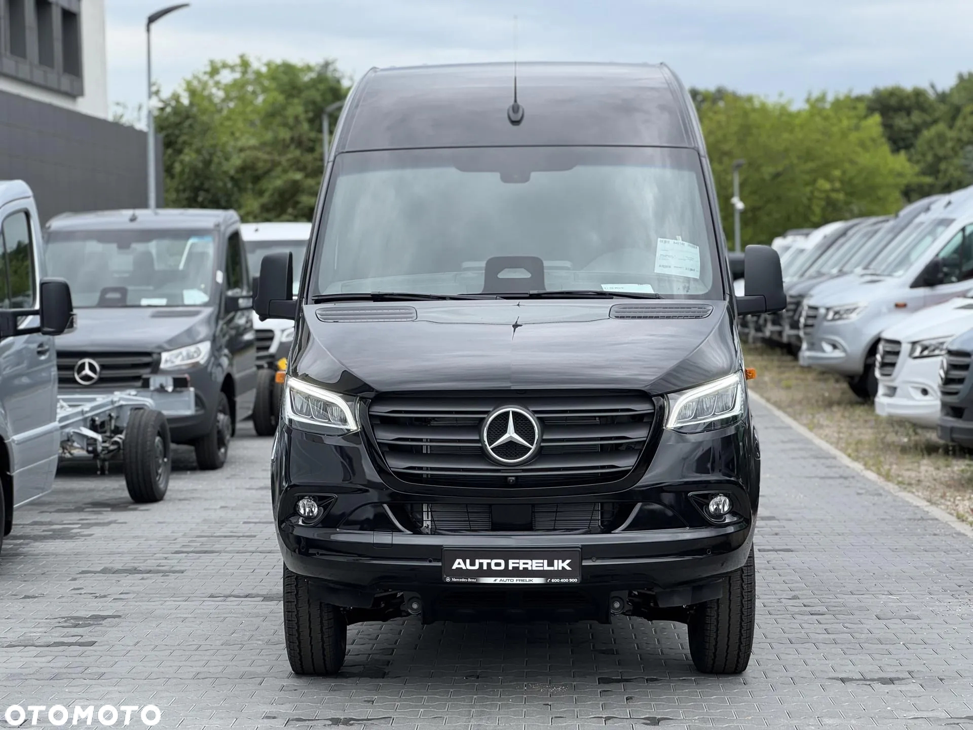 Mercedes-Benz Sprinter - 3