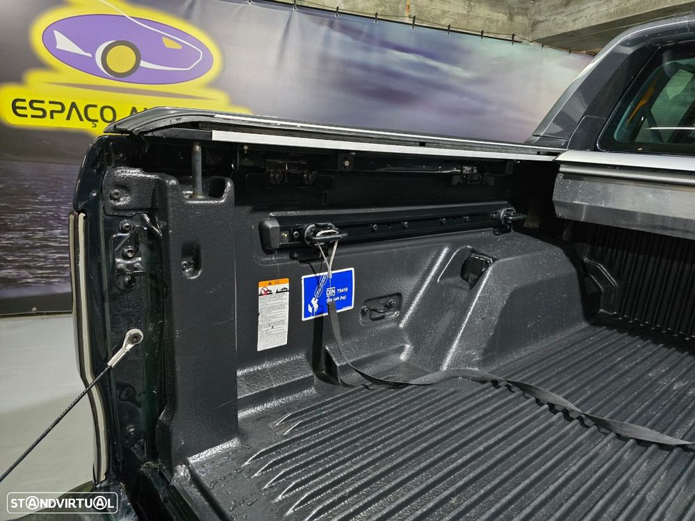 Ford Ranger 3.2 TDCi CD Wildtrak 4WD Aut. — fotografia 19