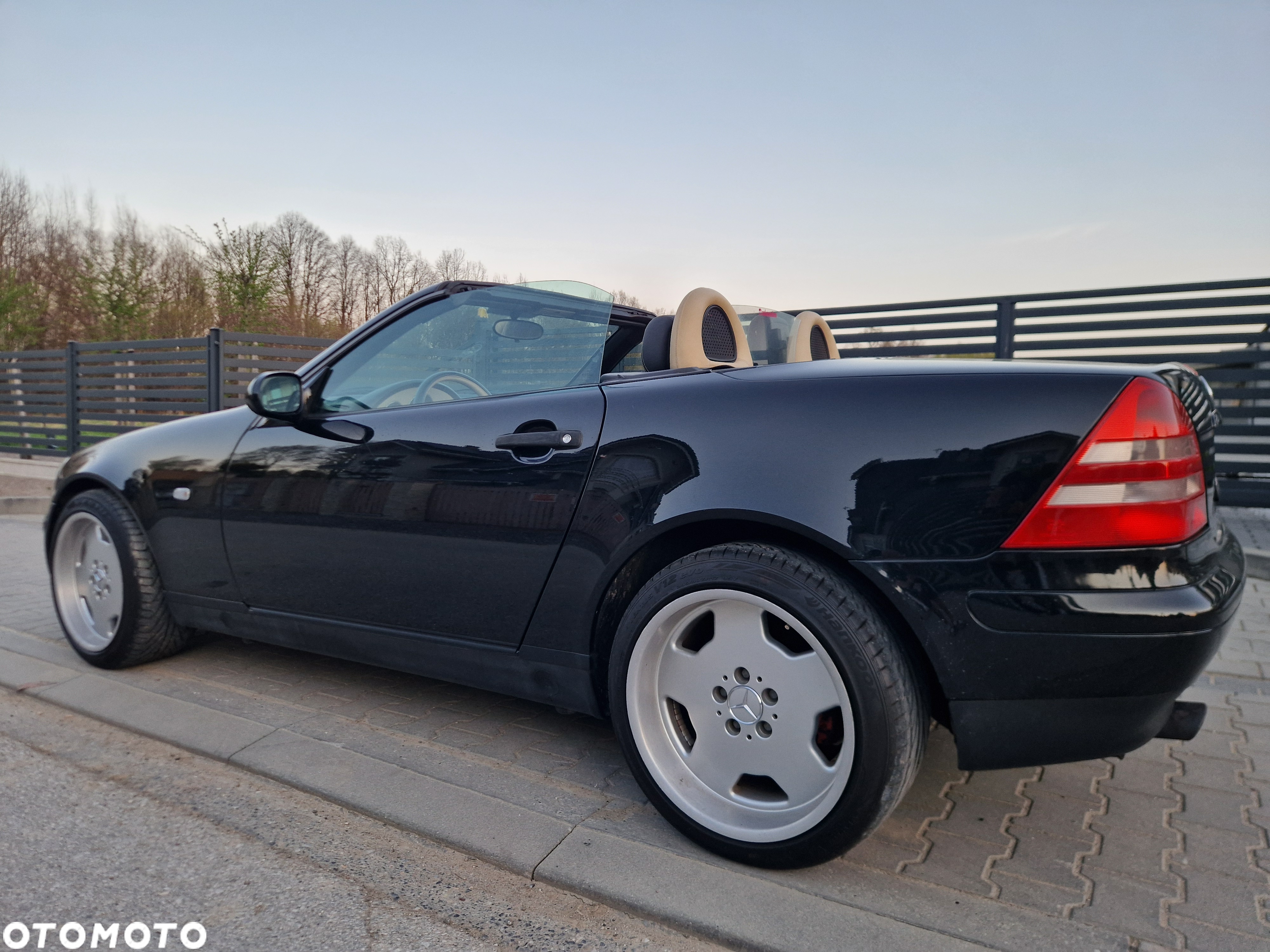 Mercedes-Benz SLK 200 - 9