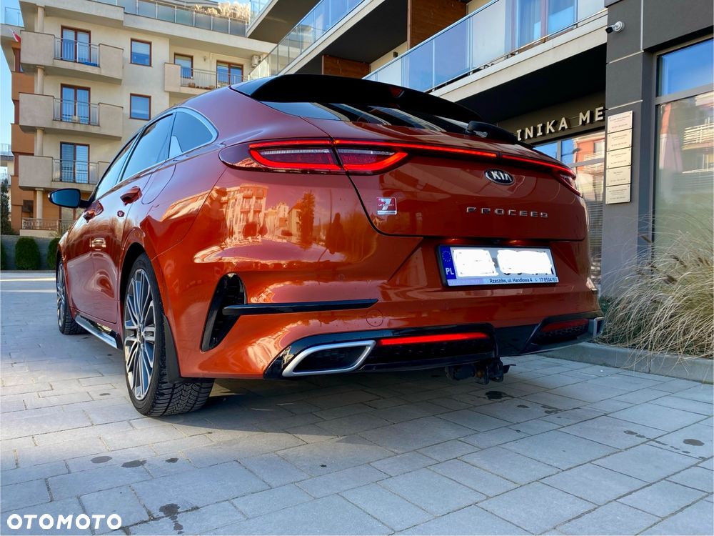Kia ProCeed 1.4 T-GDI DCT7 OPF GT LINE - 21