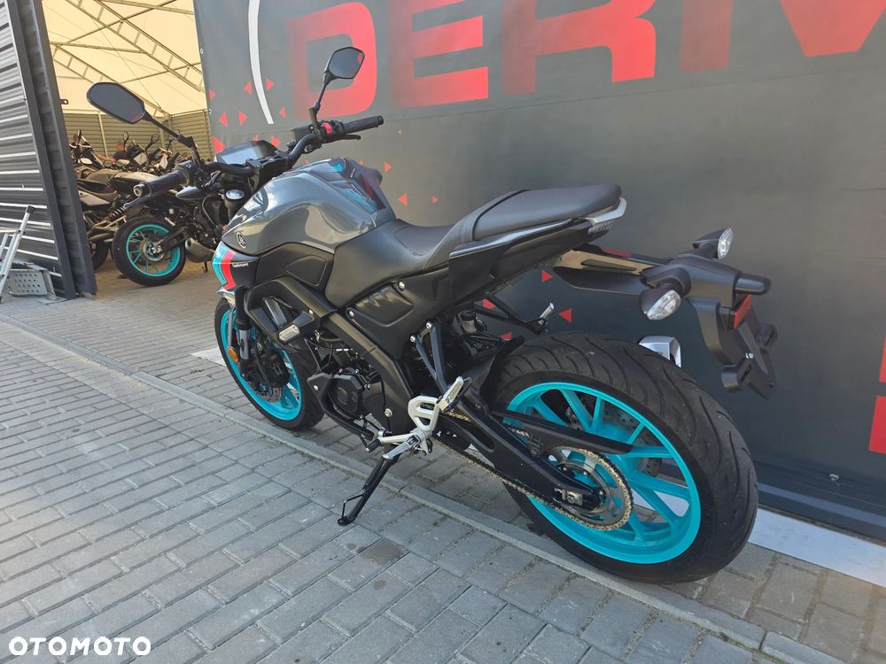 Yamaha MT - 6