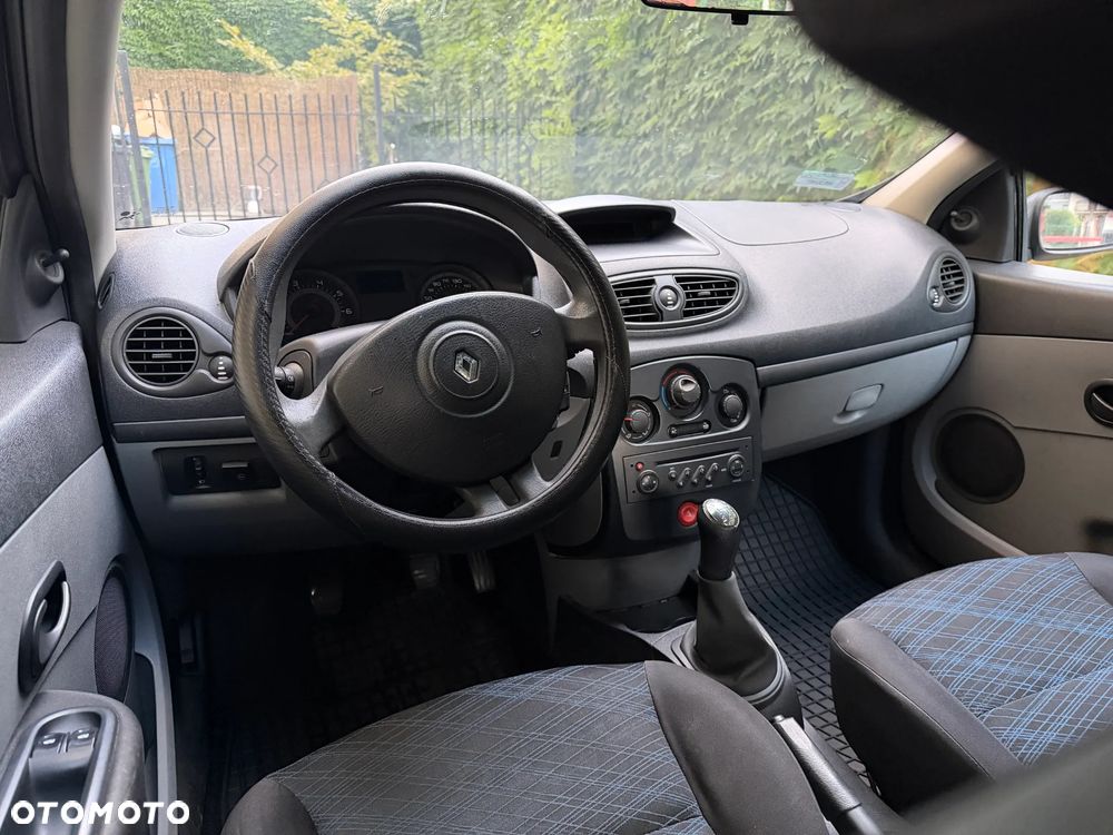 Renault Clio 1.4 16V Dynamique - 7