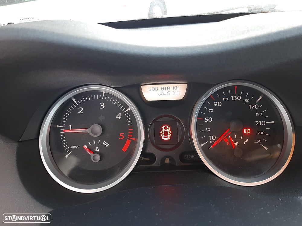 Renault Mégane 1.5 dCi Dynamique S - 11