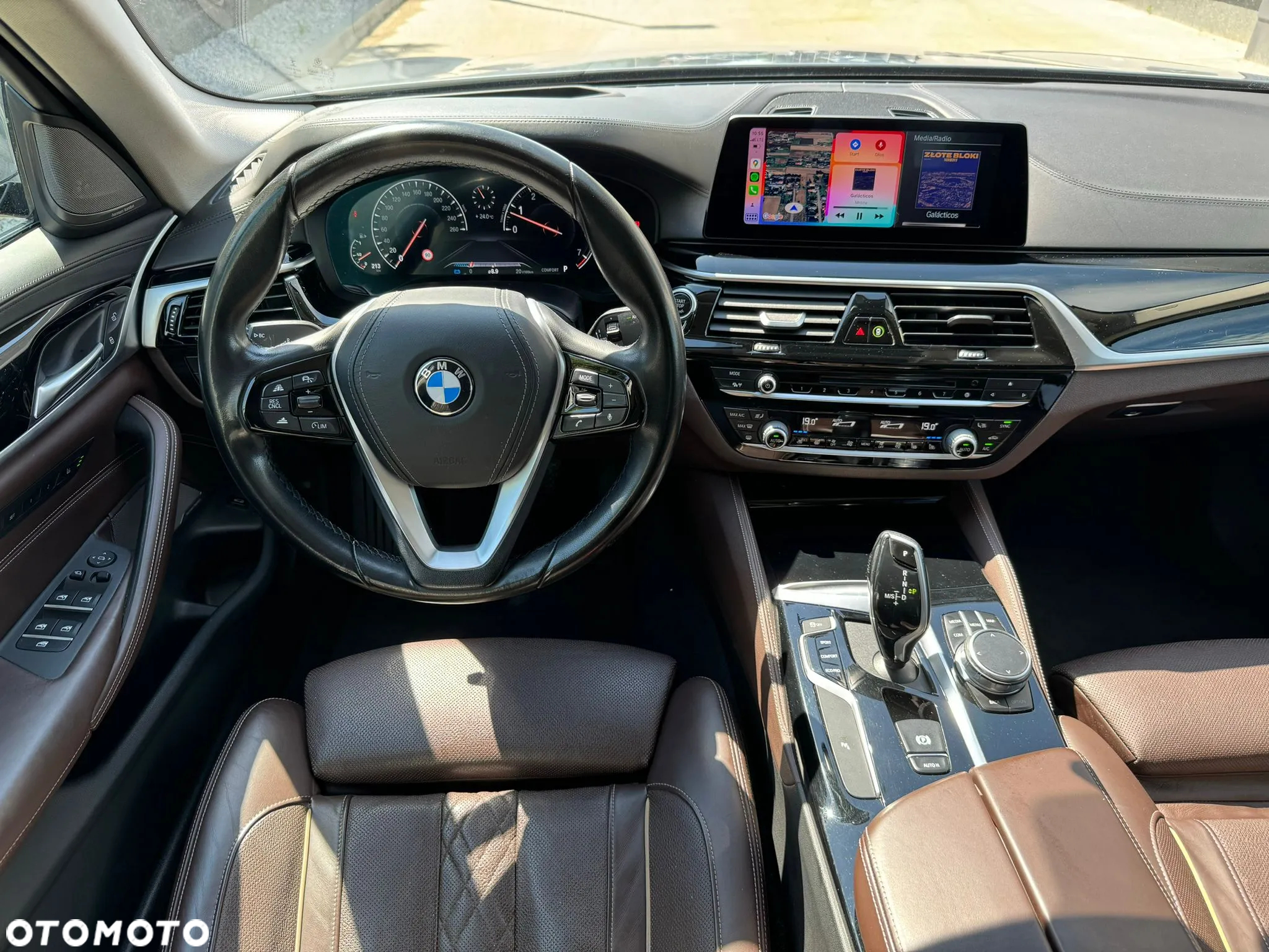 BMW Seria 5 530i xDrive Luxury Line sport - 9