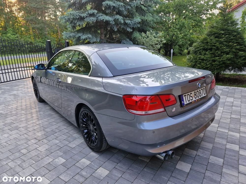 BMW Seria 3 325i - 24