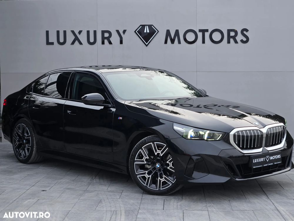 BMW Seria 5 520i Aut. M Sport Edition - 2