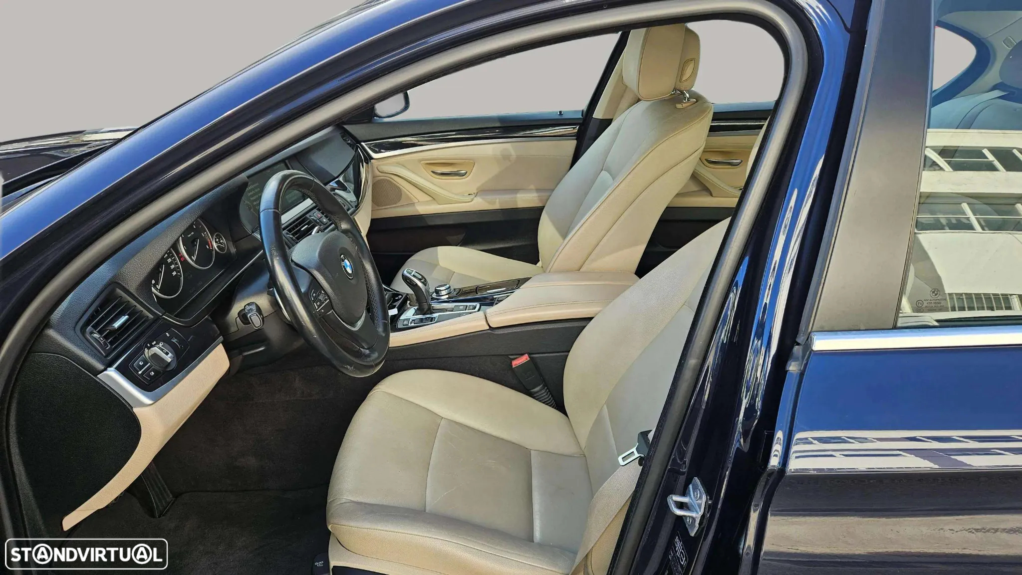 BMW 525 d Exclusive Auto 126g - 10