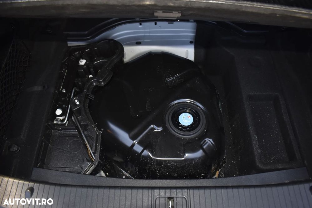 Mercedes-Benz E - 40