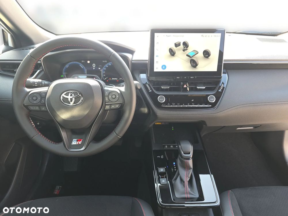 Toyota Corolla Cross - 12