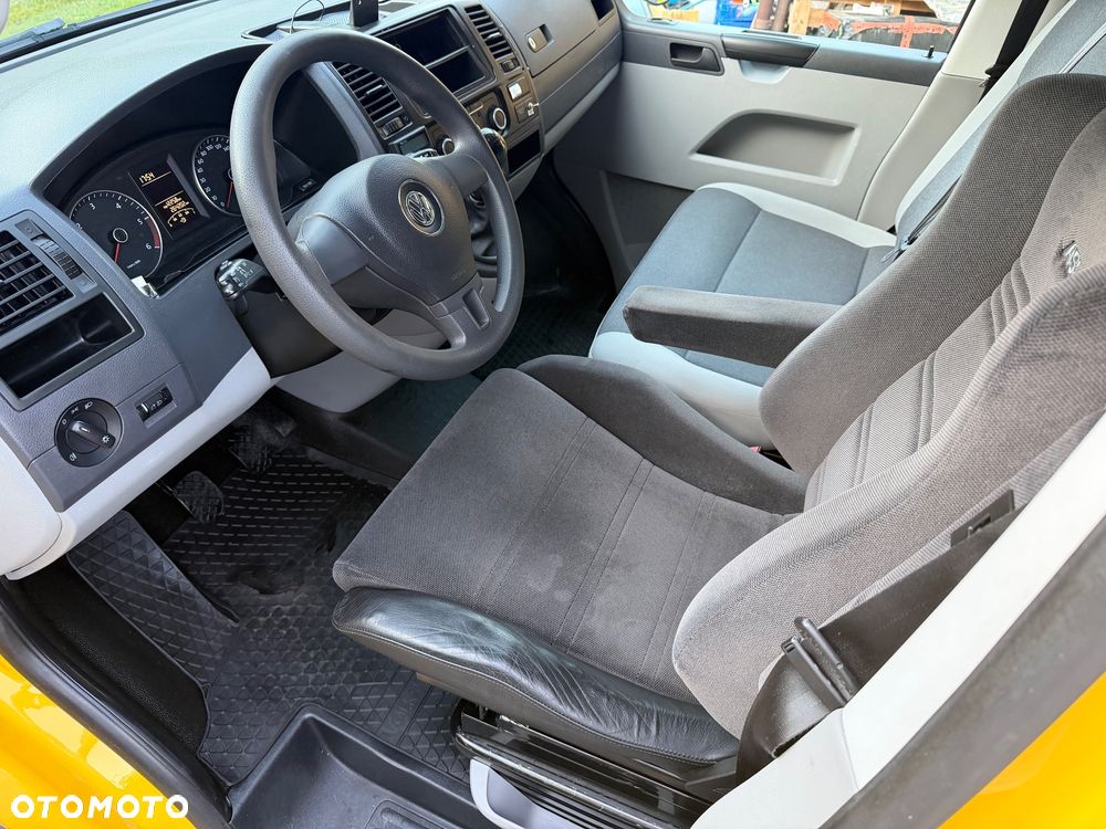 Volkswagen Transporter - 17