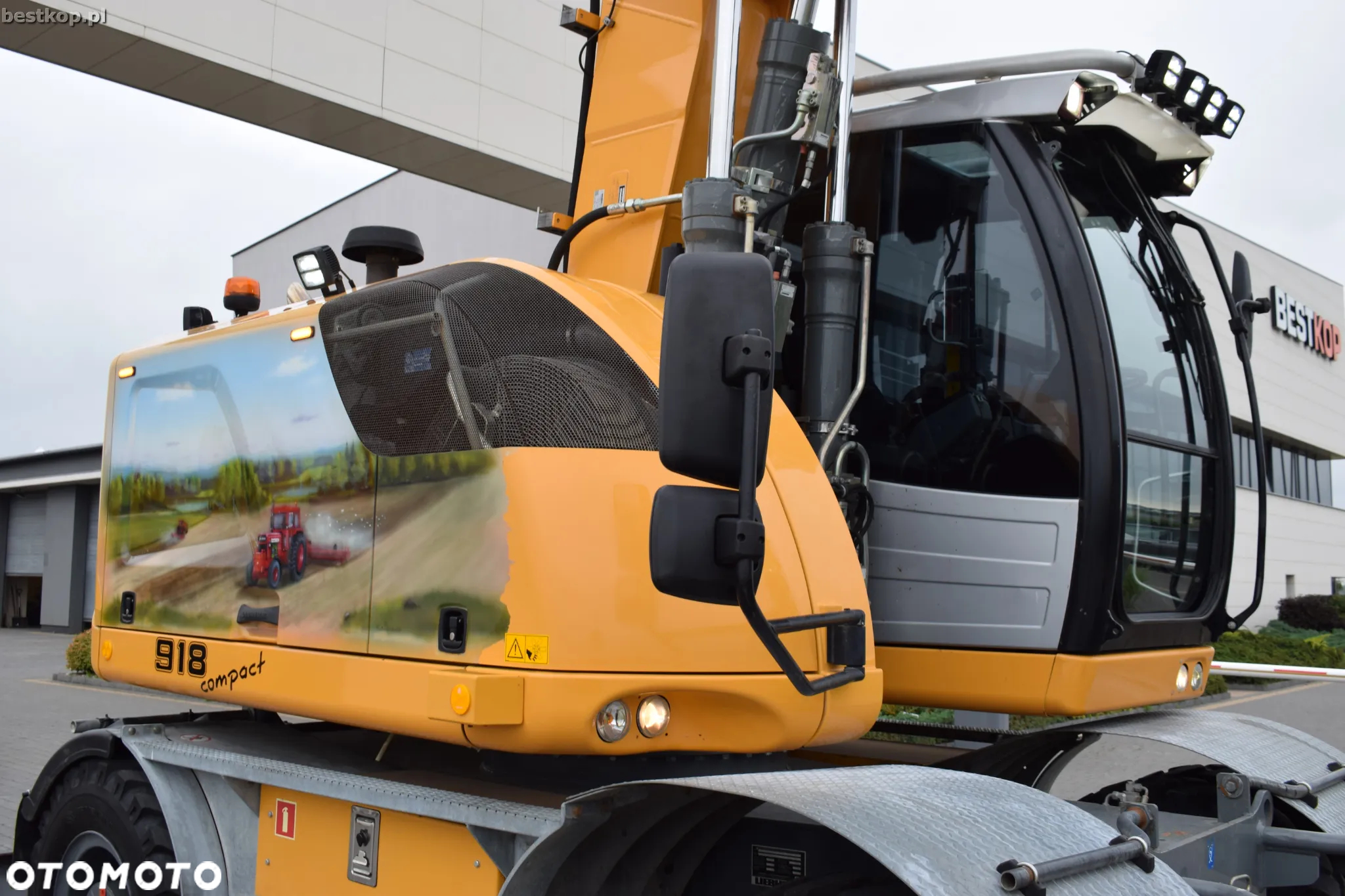 Liebherr A918 Compact Litronic - 24