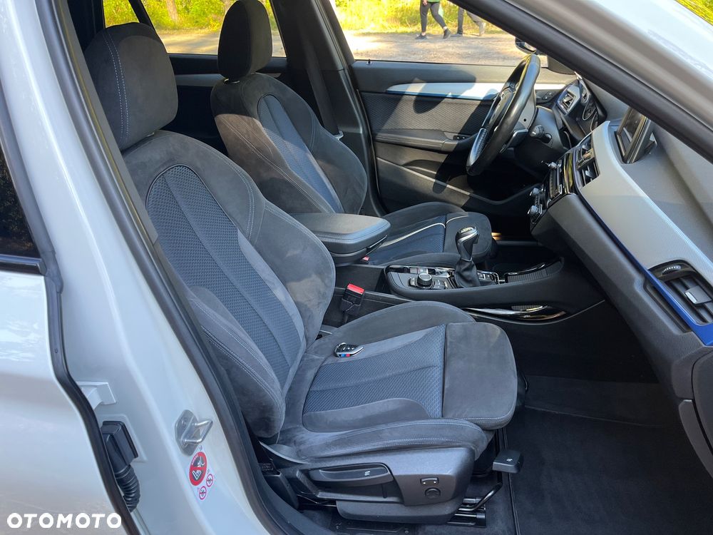 BMW X1 - 13