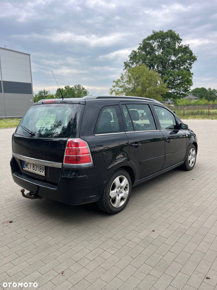 Opel Zafira 1.9 CDTI Elegance - 4