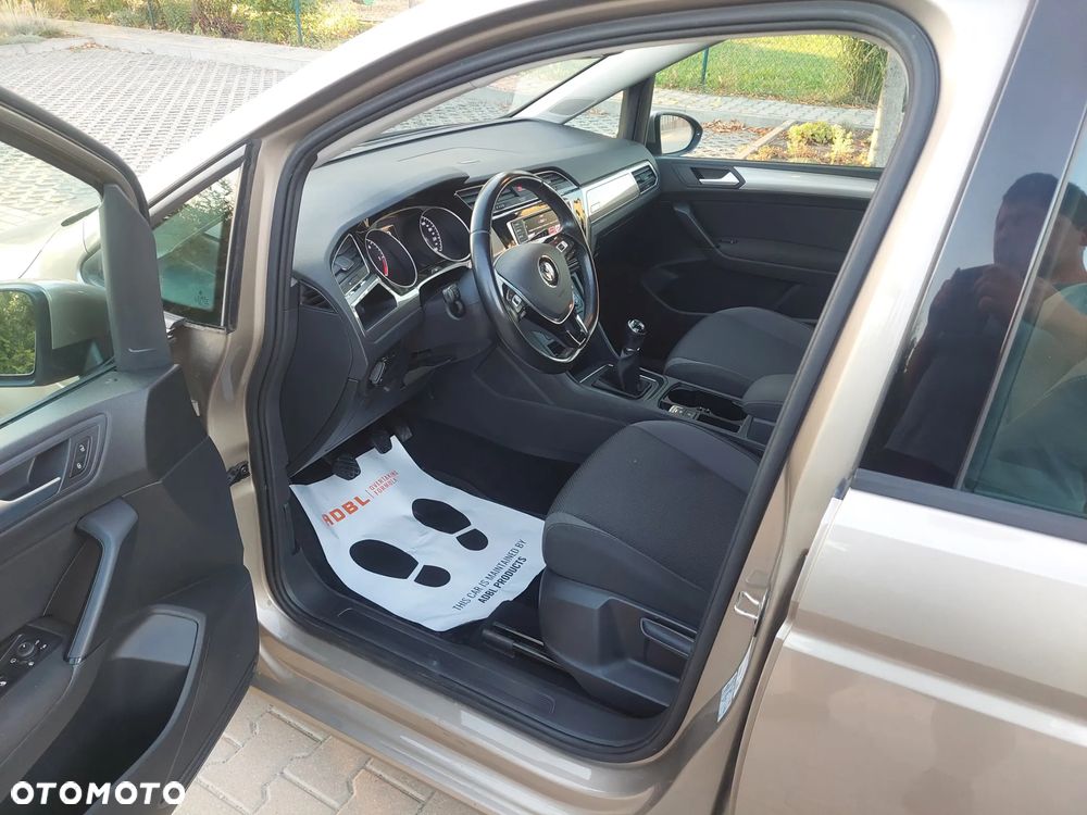 Volkswagen Touran 1.6 TDI BMT SCR Comfortline - 12