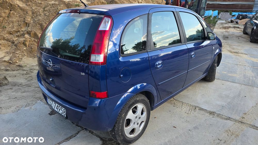 Opel Meriva 1.6 16V (Essentia) - 7