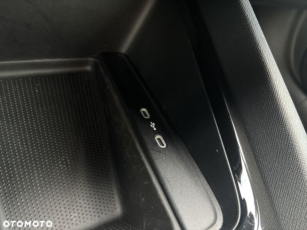 Skoda Octavia 1.5 TSI ACT Ambition - 24