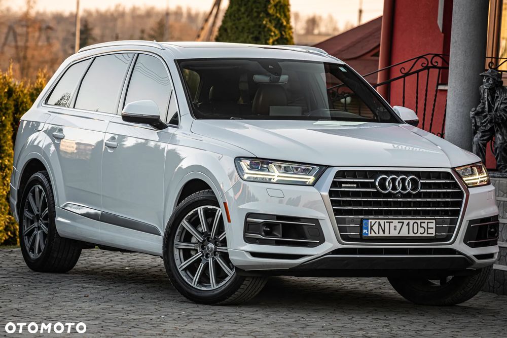 Audi Q7 - 7
