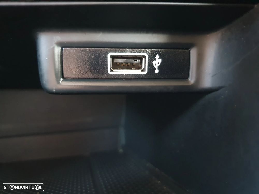 VW T-Roc 1.0 TSI Style - 40