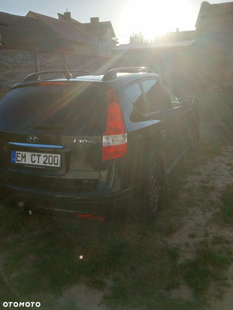 Hyundai i30 1.6 CRDi blue Classic - 5