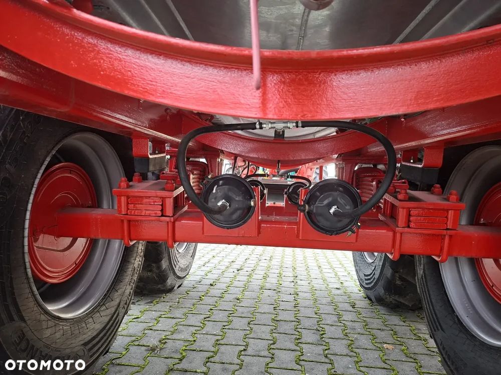 POMOT Chojna Wóz asenizacyjny Beczka do gnojowicy 13000 litrów T 546/1 - 20