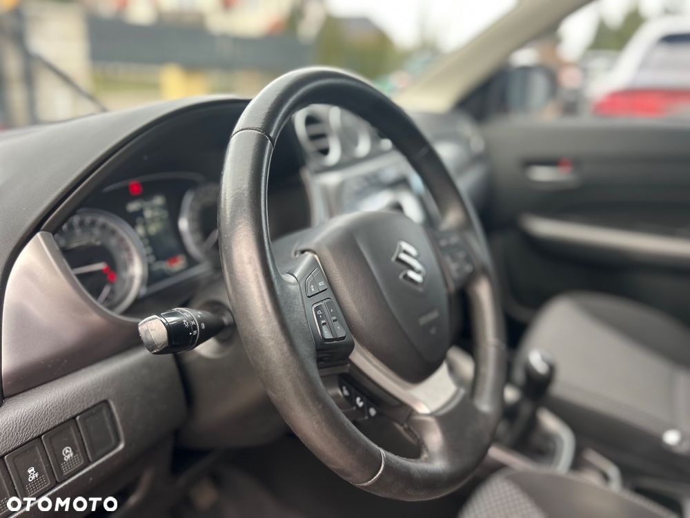 Suzuki Vitara 1.0 Boosterjet Comfort - 16
