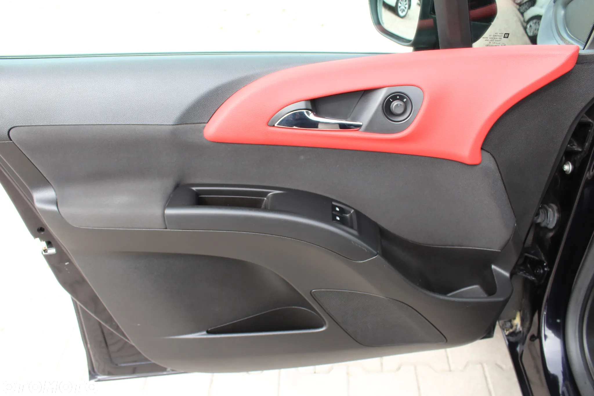 Opel Meriva 1.4 Color Edition - 11
