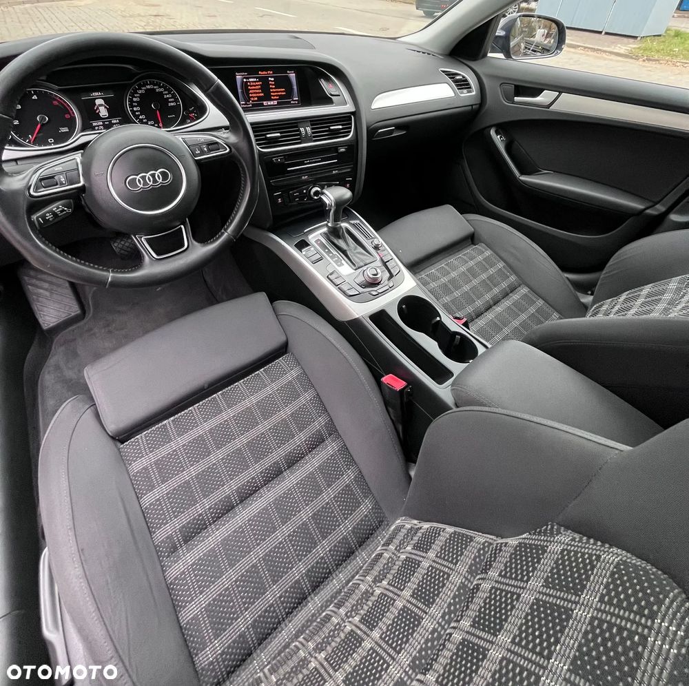 Audi A4 Avant 2.0 TDI DPF multitronic S line Sportpaket - 4
