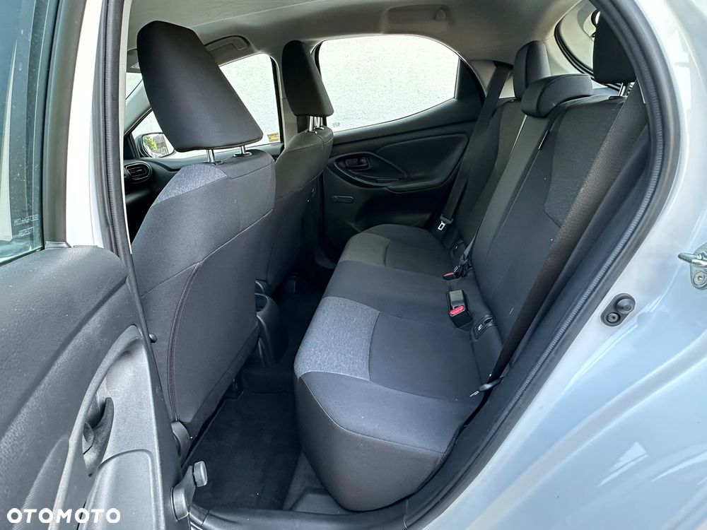 Toyota Yaris 1.0 Active - 8