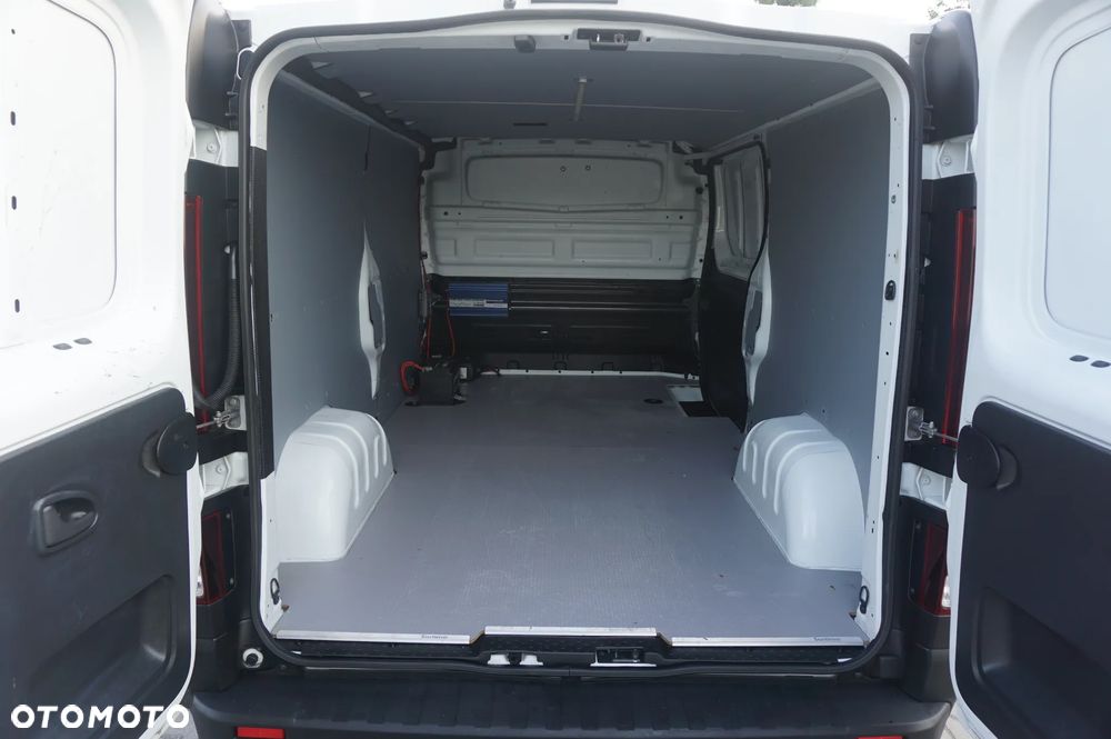 Renault TRAFIC - 17