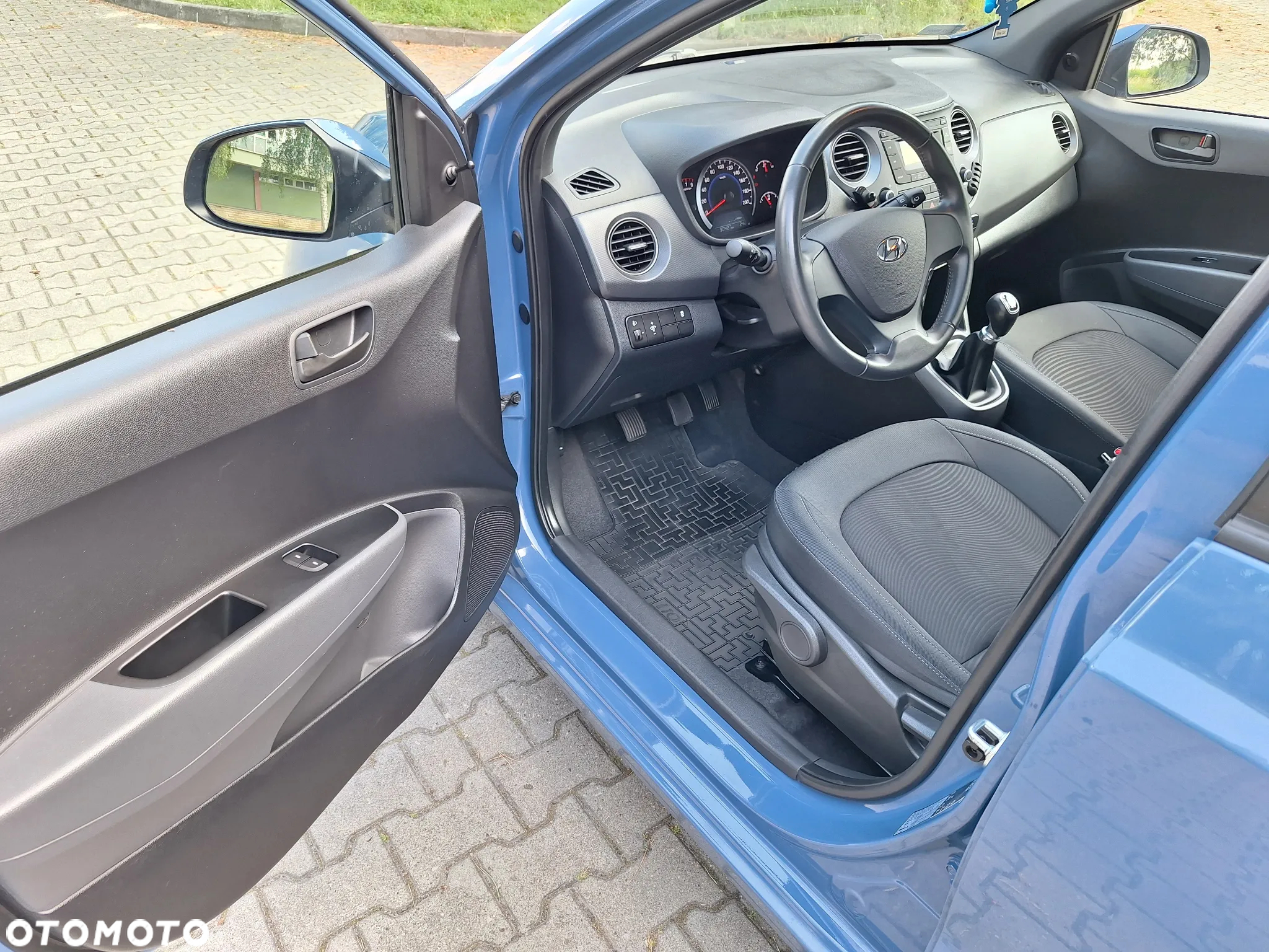 Hyundai i10 1.0 GO - 11