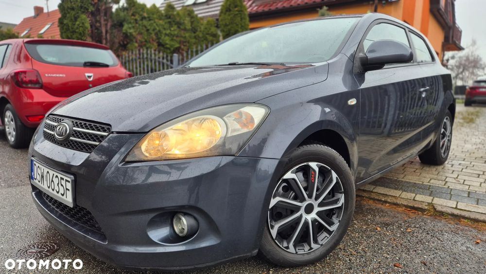 Kia ProCeed 2.0 CVVT Spirit - 4