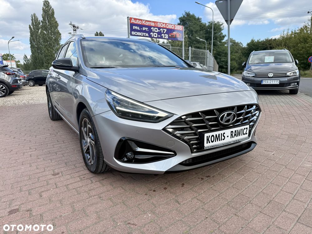 Hyundai i30 Kombi 1.5 T-GDI 48V-Hybrid Intro - 21