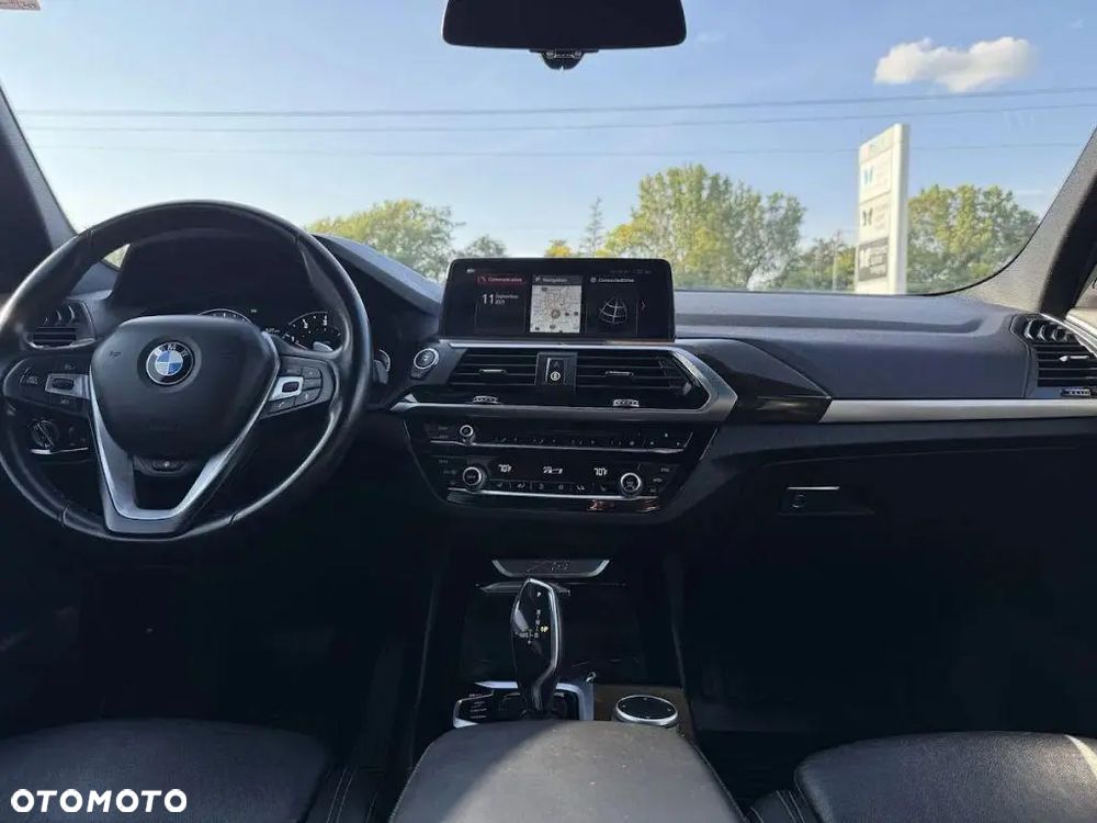 BMW X3 xDrive30i Luxury Line - 25