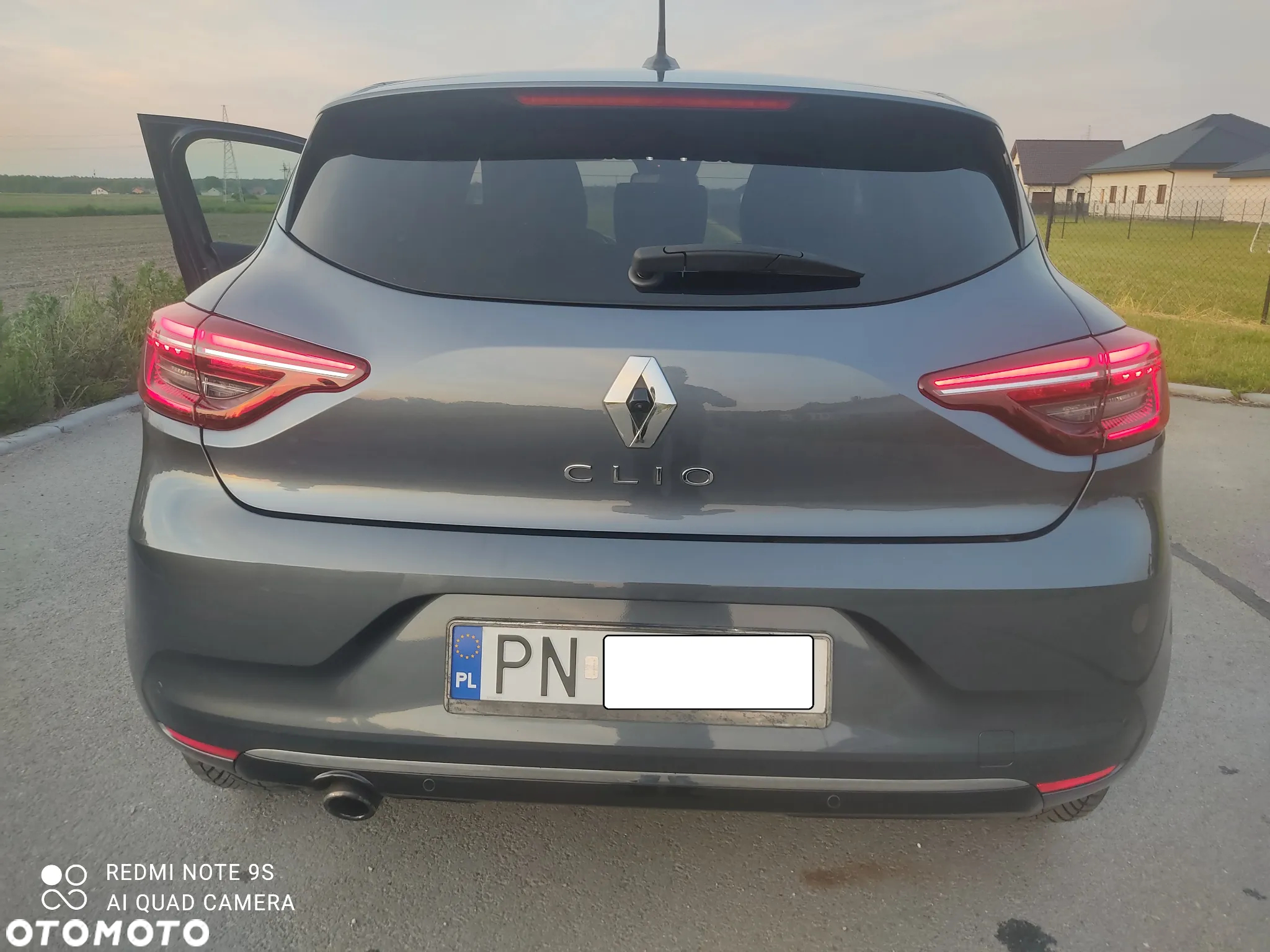 Renault Clio TCe 100 EDITION ONE - 9