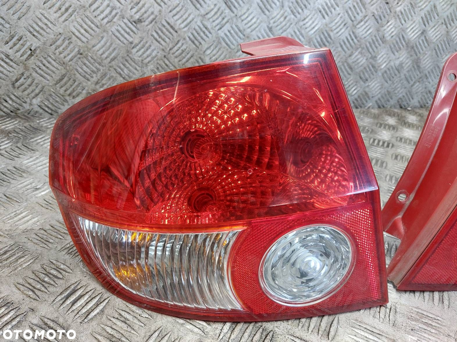 LAMPA LEWY TYŁ + PRAWY TYŁ HYUNDAI GETZ I - 2