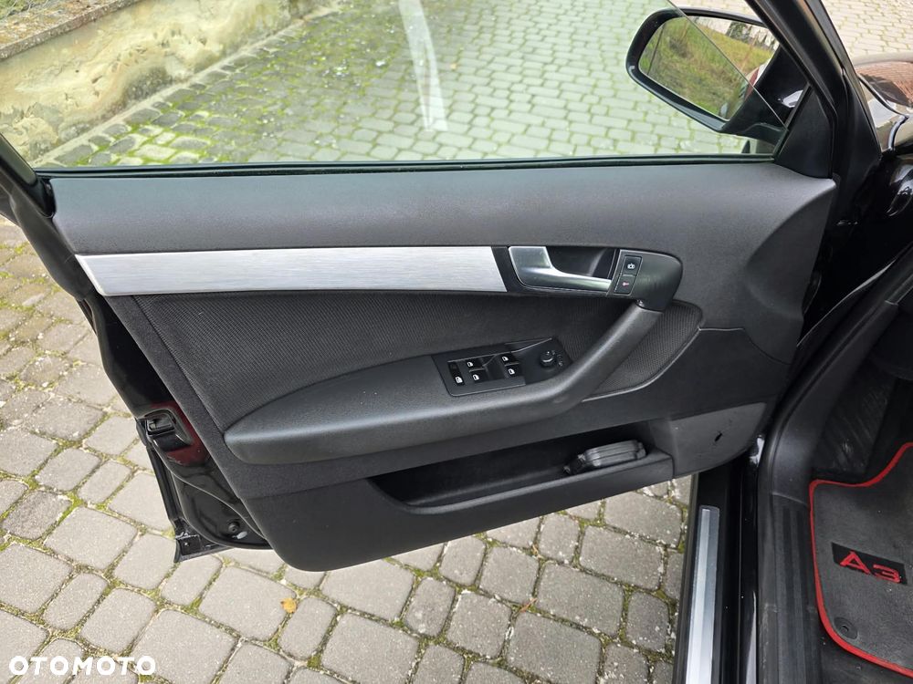 Audi A3 Sportback - 12