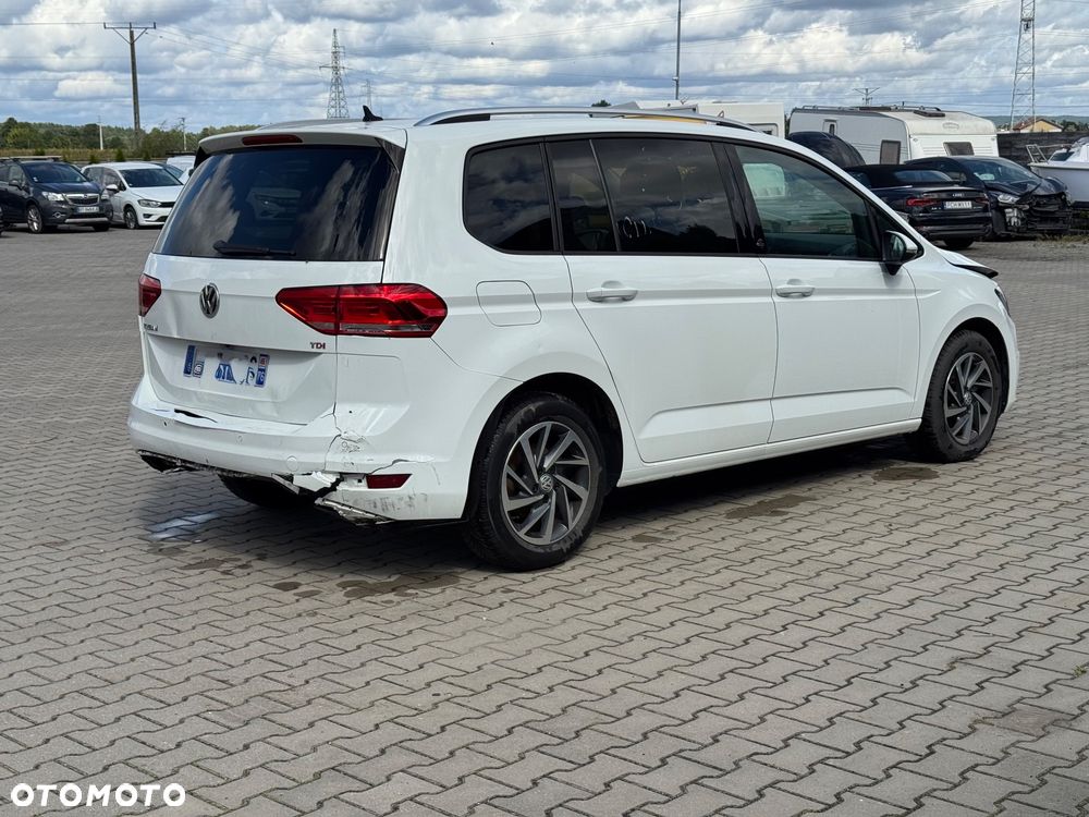 Volkswagen Touran 1.6 TDI SCR (BlueMotion Technology) SOUND - 9