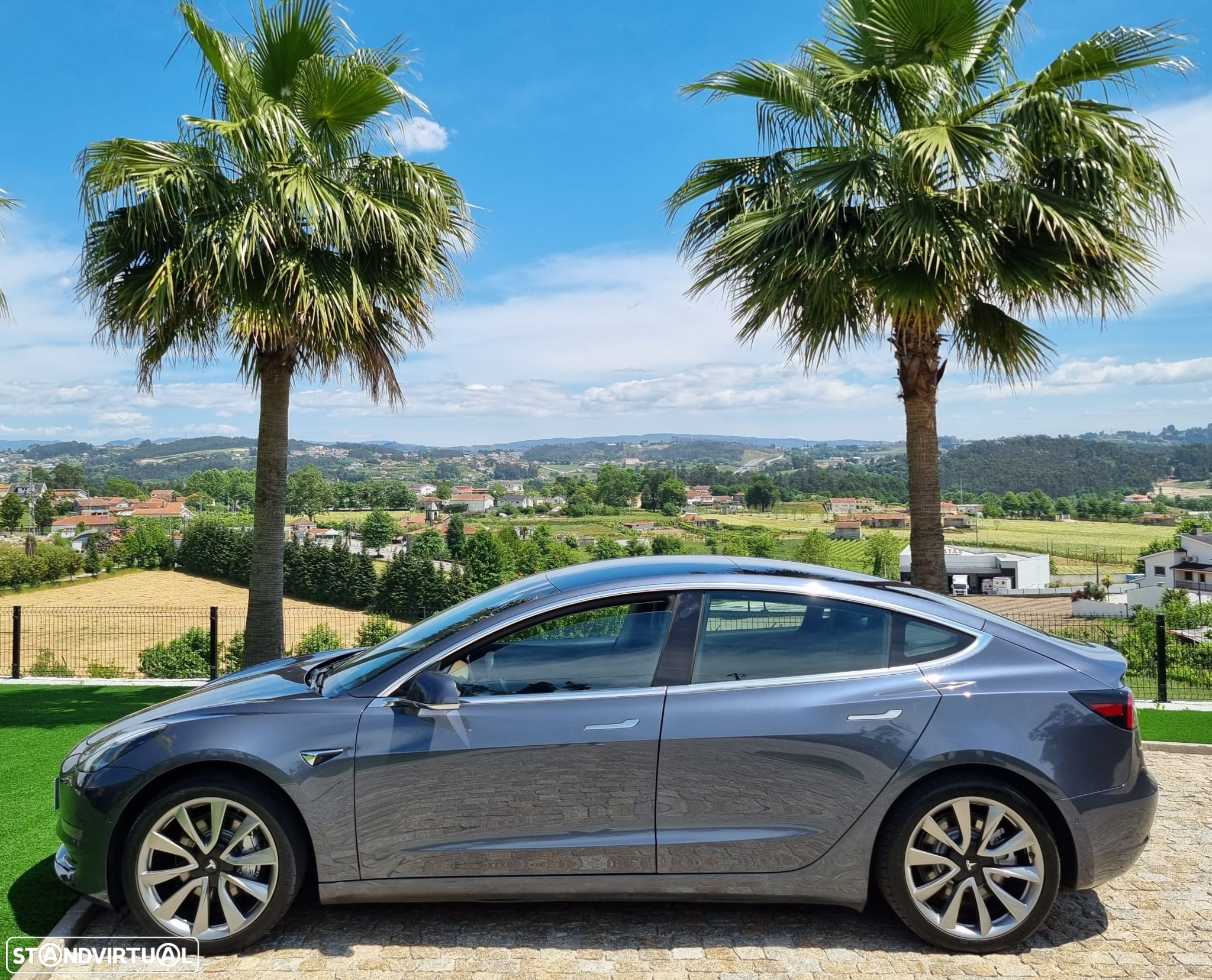 Tesla Model 3 Long-Range Dual Motor AWD - 18