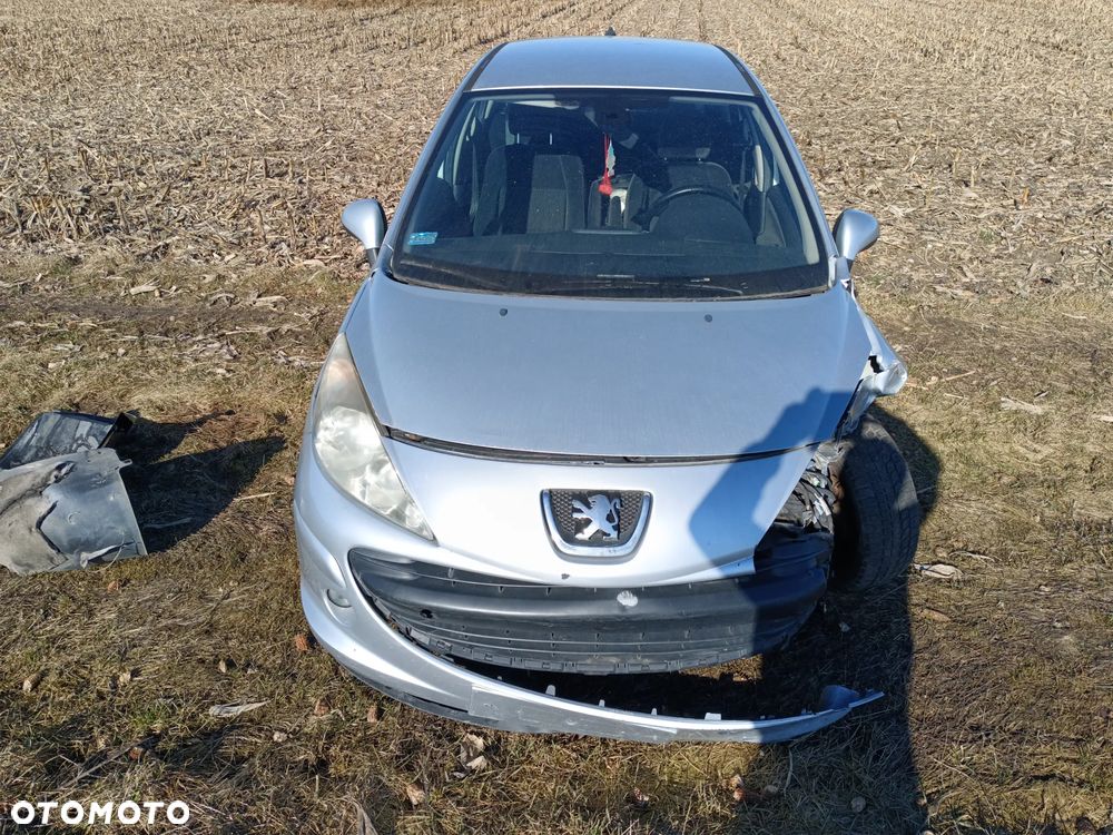 peugeot 207 na czesci kod farby EZRC silnik1.6hdi - 3