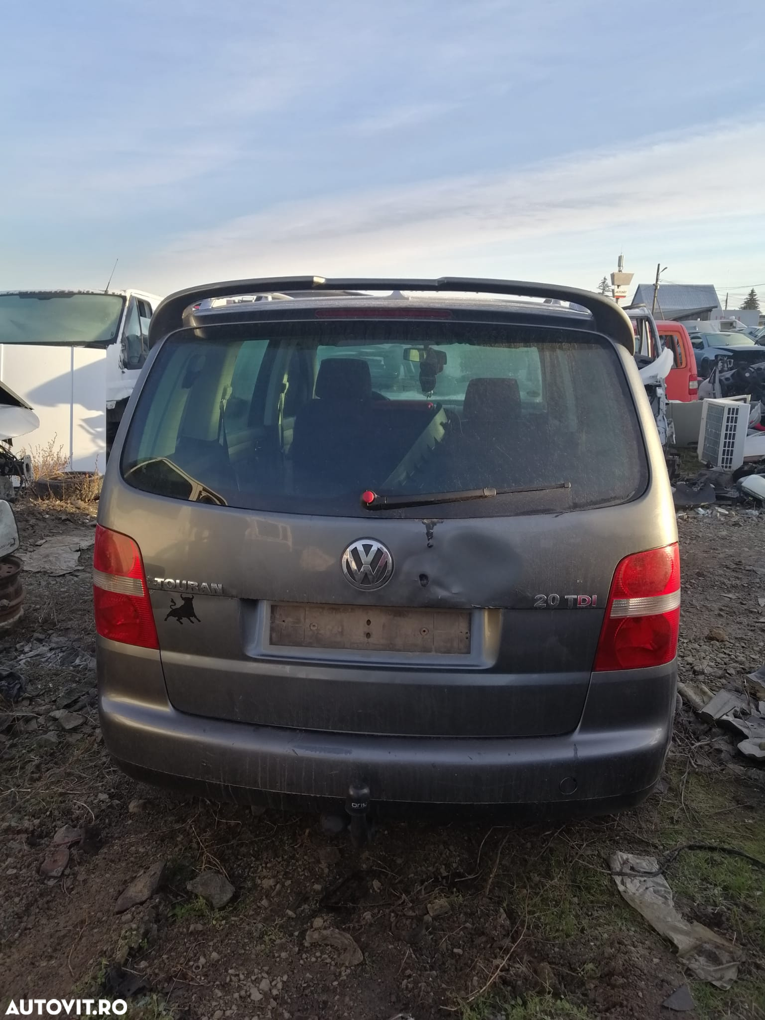 Dezmembre VW Touran 2.0 TDI - 6