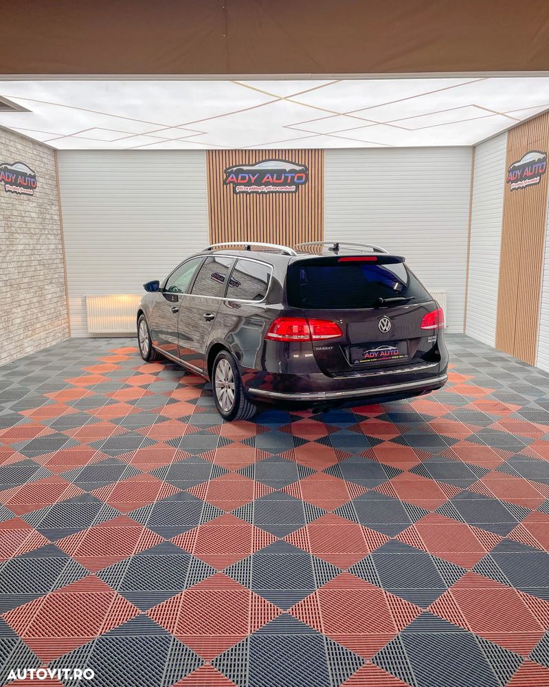 Volkswagen Passat Variant 2.0 TDI Blue TDI DSG Comfortline - 5