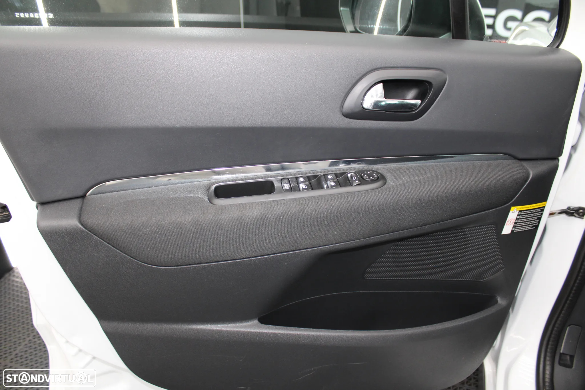 Peugeot 3008 - 24