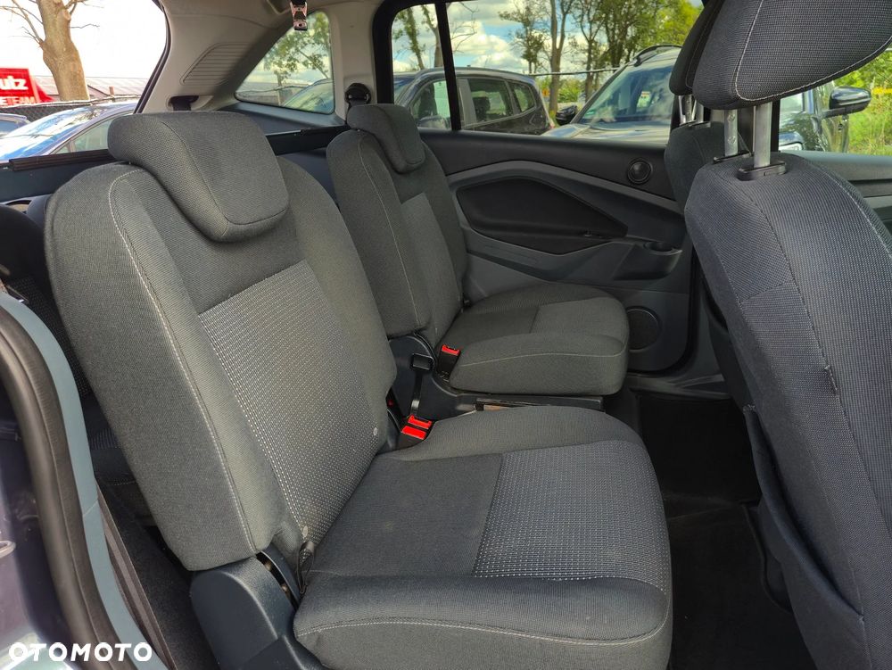 Ford Grand C-MAX 2.0 TDCi Champions Edition - 24