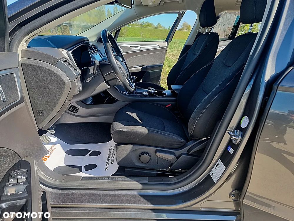 Ford Mondeo - 22