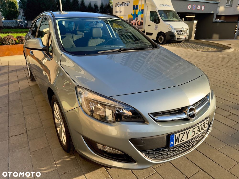 Opel Astra 2014 photo 3