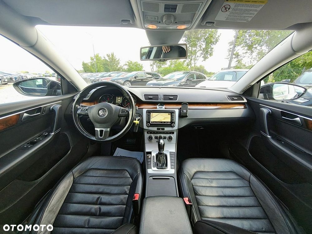 Volkswagen Passat 2.0 TDI DPF Highline DSG - 27