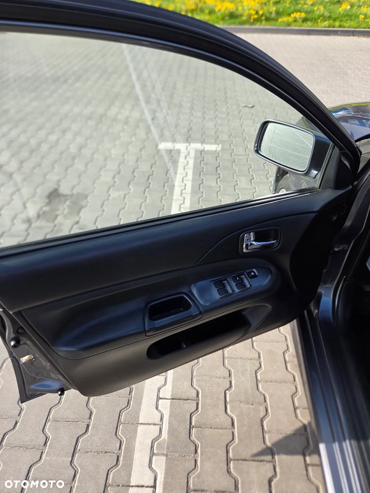 Mitsubishi Lancer 2.0 Sport - 16